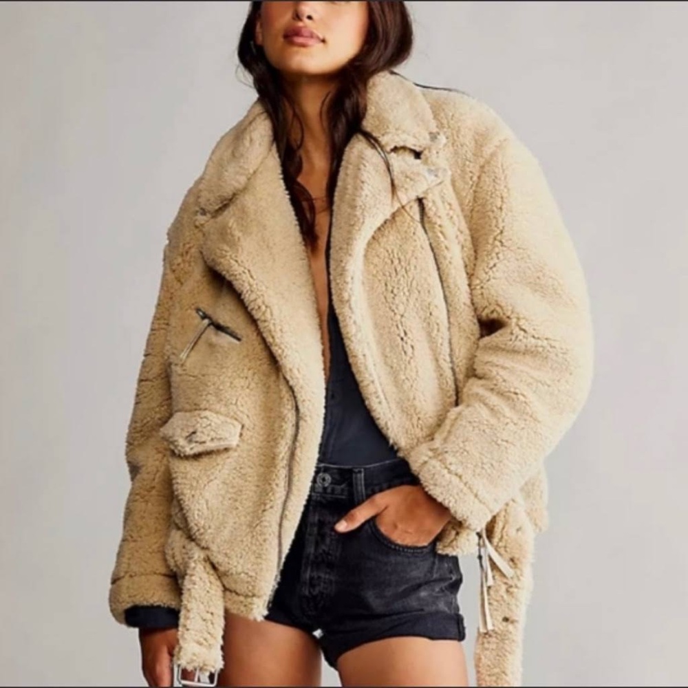 Free people So Cozy Beige Faux Fur Slouchy Moto Jacket - S *sold out everywhere